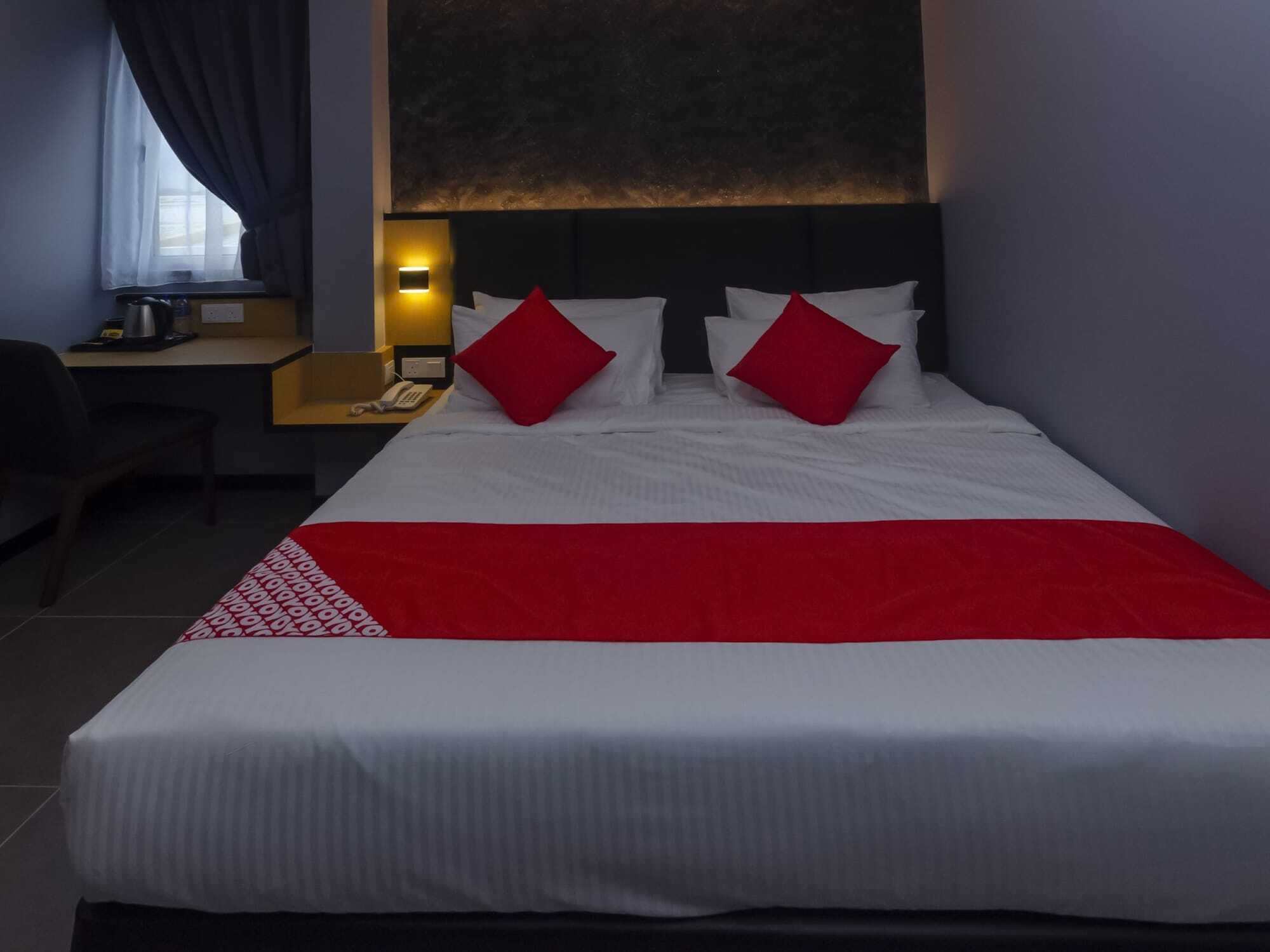 Solid Hotels Johor Bahru Esterno foto